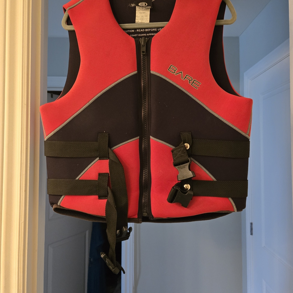BARE Red and Black Neoprene Life Jacket with Front Zip Size US XL - Picture 2 of 8